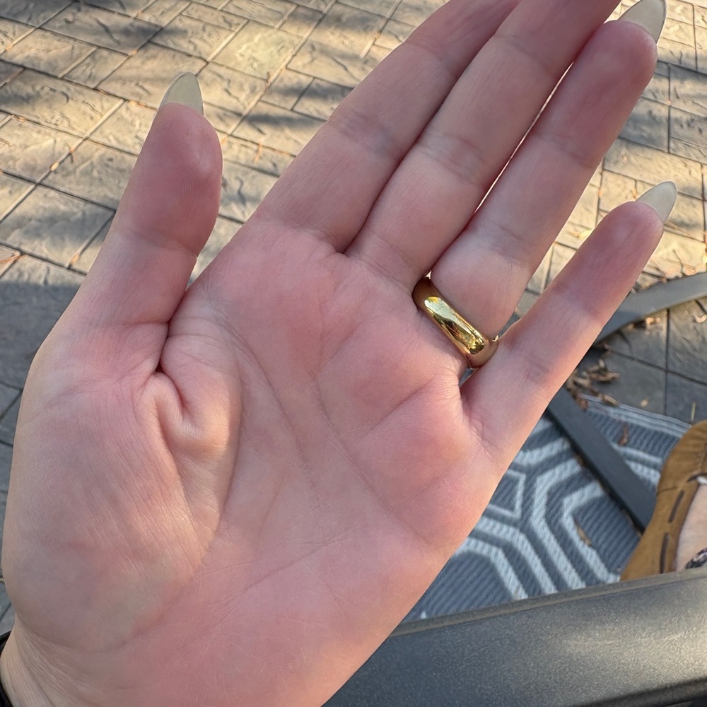 Gold plated Dome Ring - Picture 2 of 6